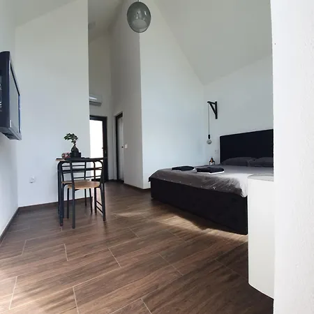 Smestaj Skuratenko *